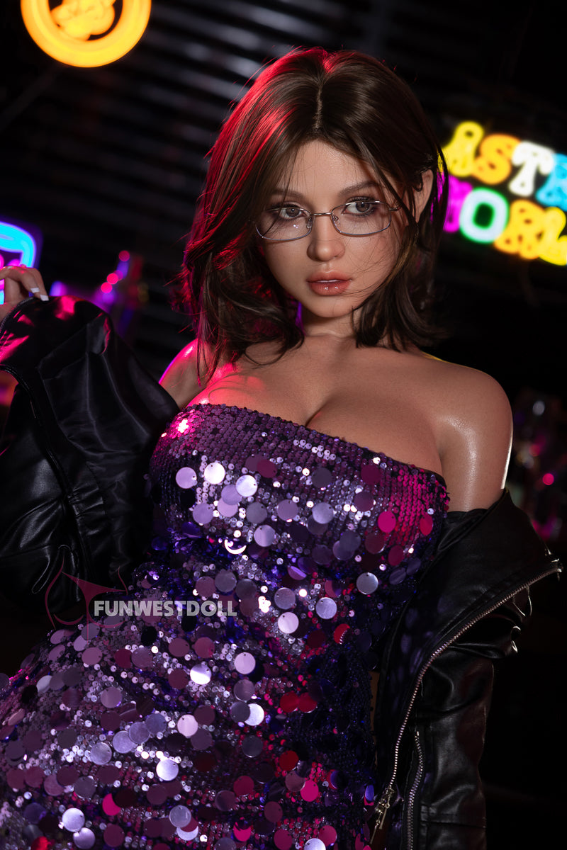157cm/5ft2 G-cup Silicone Sex Doll – Lyra