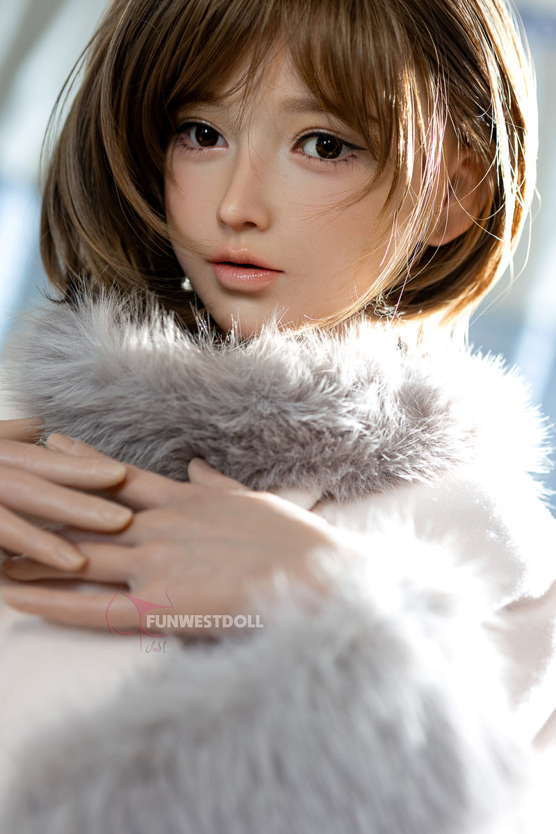 157cm/5ft2 G-cup Silicone Sex Doll – Amy